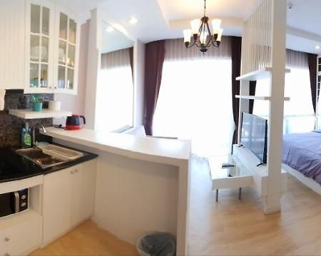 Cozy Near Beach 200M With Toproof Pool At Patio Bangsaen Esterno foto